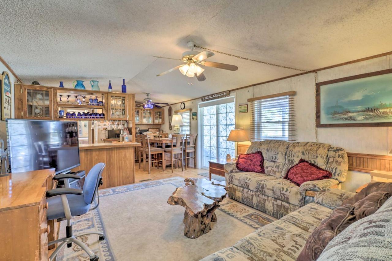 Quaint Chincoteague Island Hideaway With 2 Porches! Villa Buitenkant foto