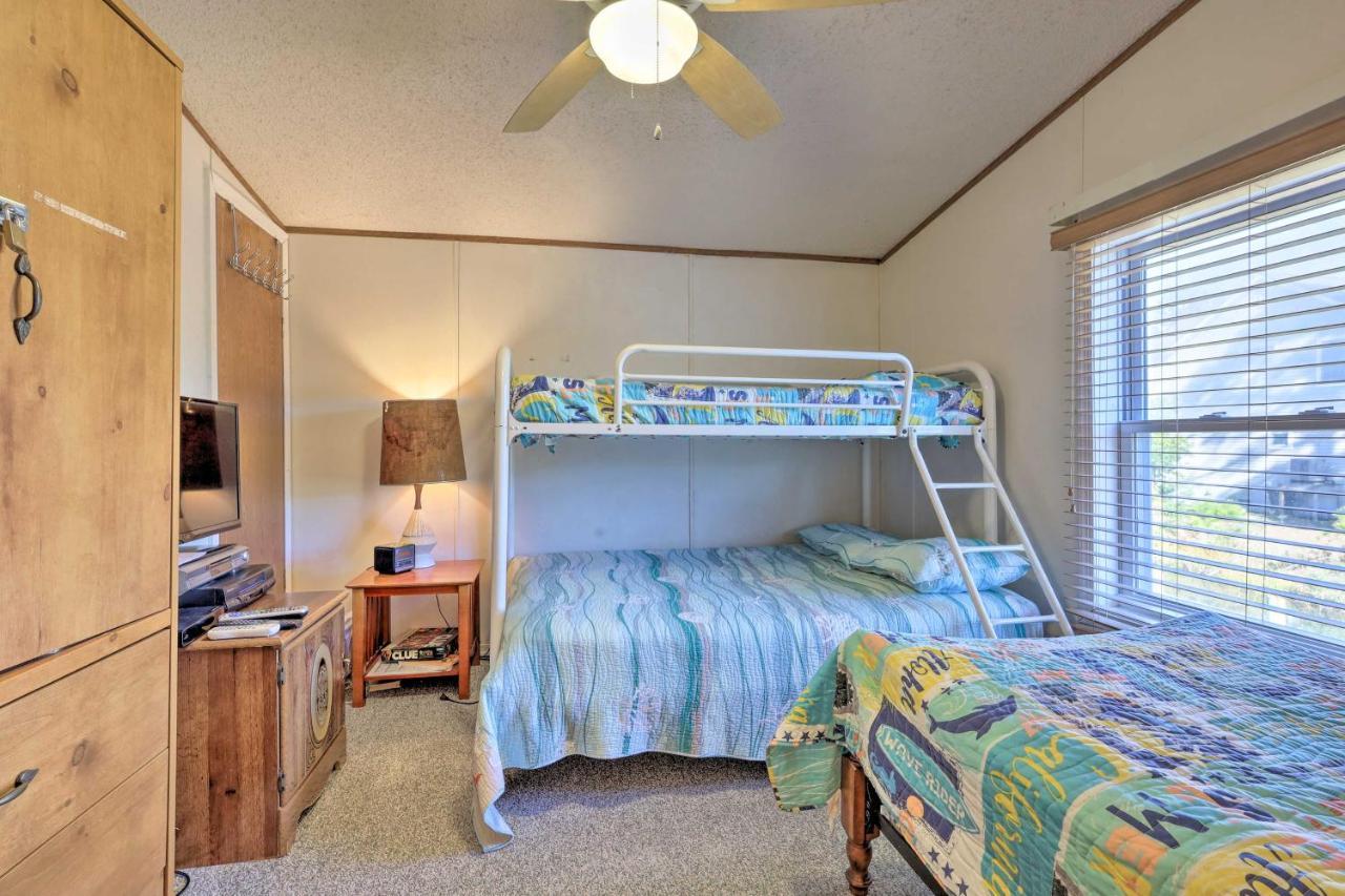 Quaint Chincoteague Island Hideaway With 2 Porches! Villa Buitenkant foto