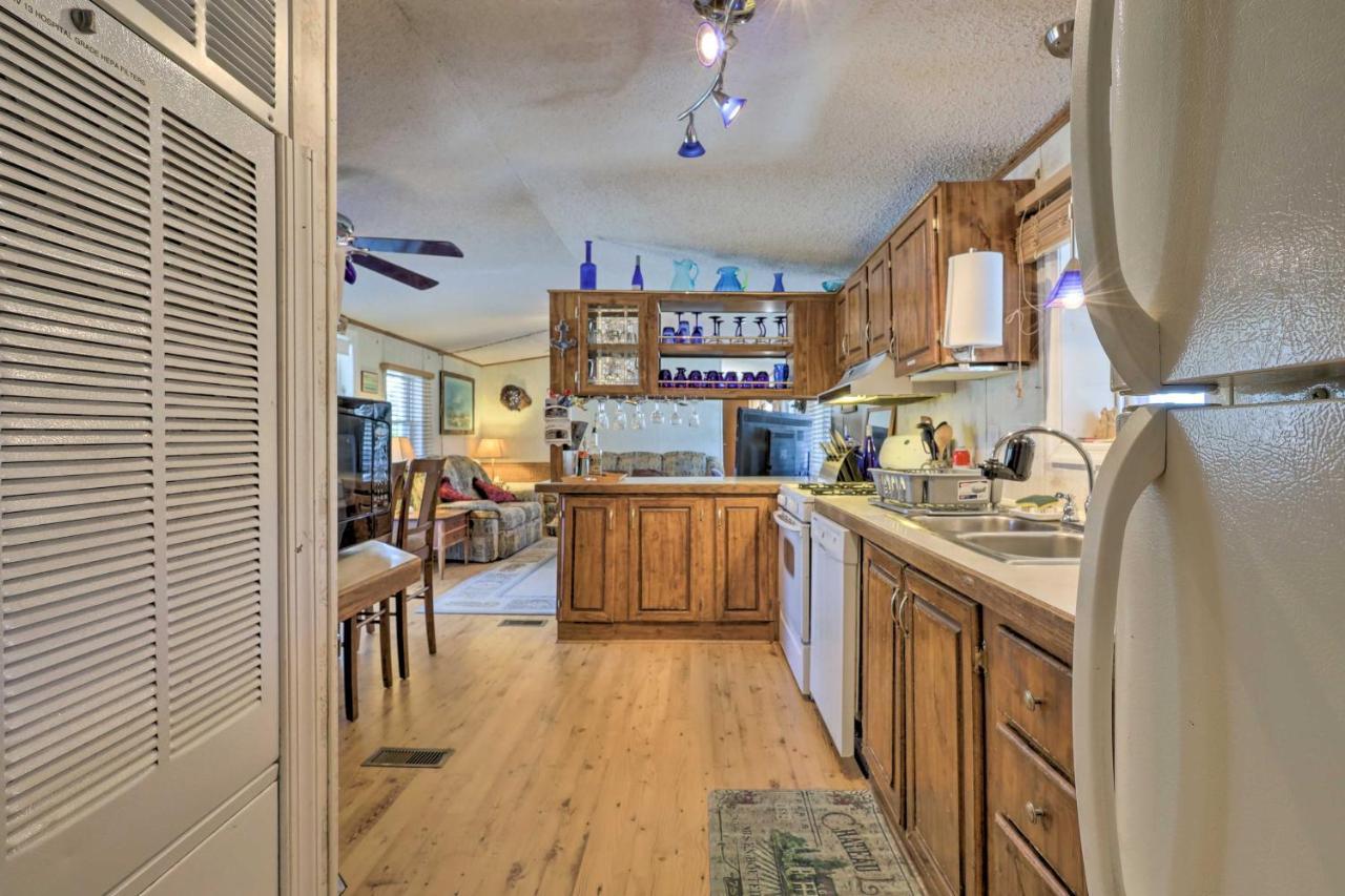 Quaint Chincoteague Island Hideaway With 2 Porches! Villa Buitenkant foto
