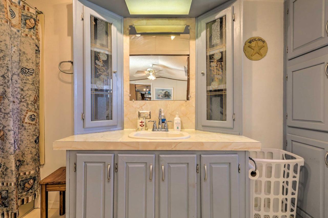 Quaint Chincoteague Island Hideaway With 2 Porches! Villa Buitenkant foto