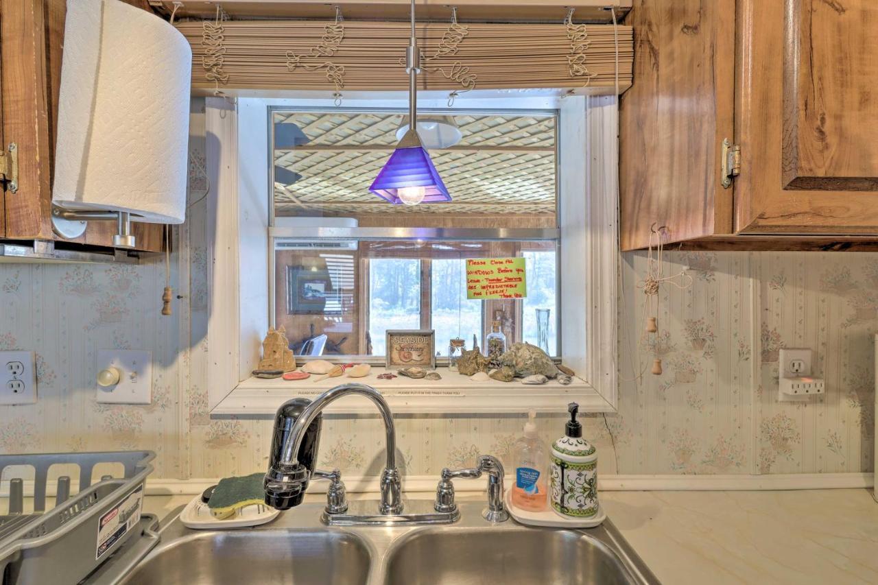 Quaint Chincoteague Island Hideaway With 2 Porches! Villa Buitenkant foto